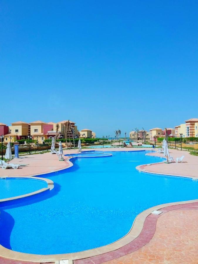 Villa Rosana Resort الساحل الشمالى Dawwar al Hajj Ahmad Exteriör bild