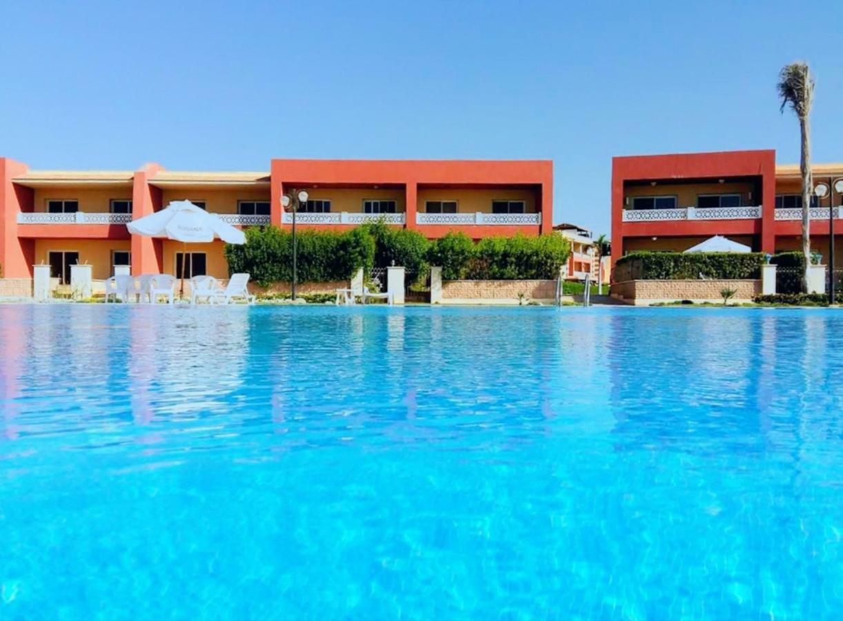 Villa Rosana Resort الساحل الشمالى Dawwar al Hajj Ahmad Exteriör bild